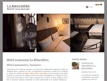 Tablet Screenshot of hotel-laribaudiere.com